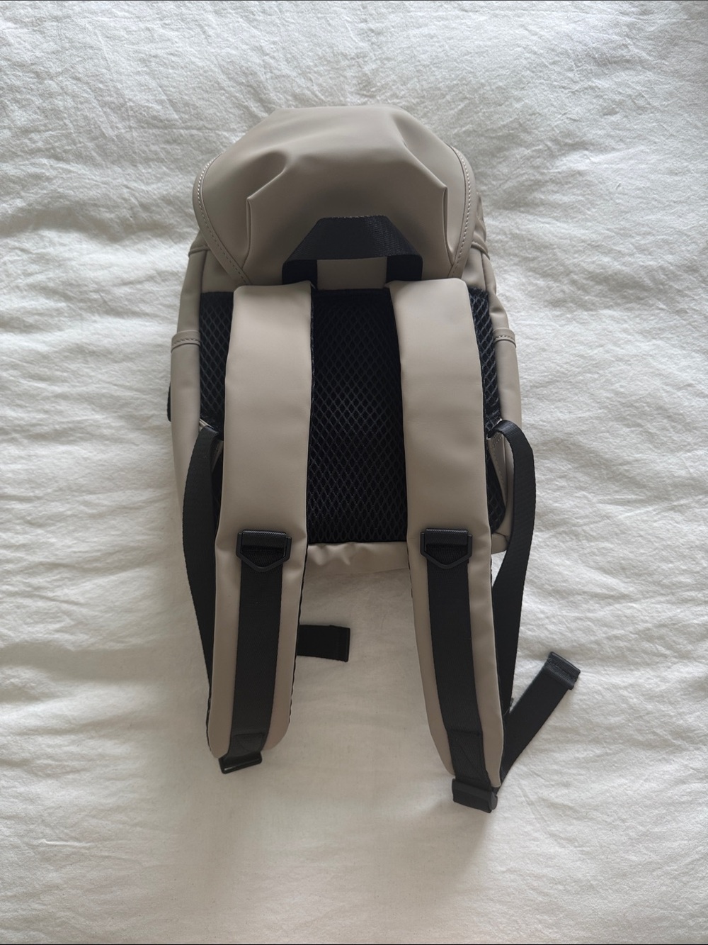 Rains Valera Bucket Backpack Mini Taupe - Picture 4 of 4